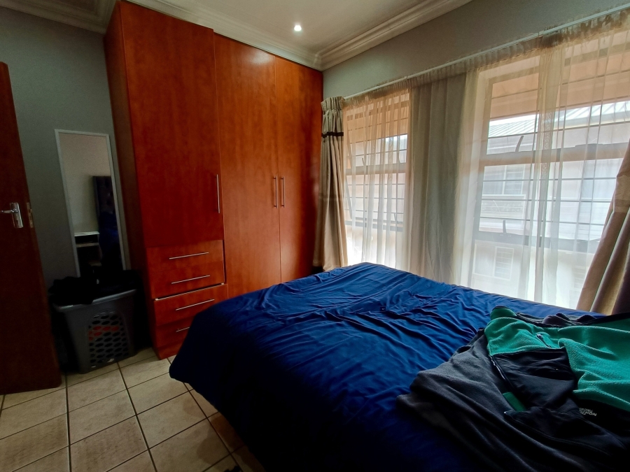 1 Bedroom Property for Sale in Potchefstroom North West